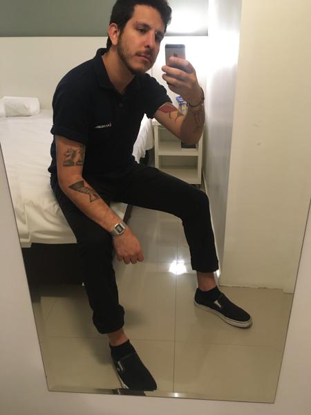 
          ""<br>
          November 11, 2024<br>
          iPhone SE (1st generation)<br>
          83/20 mm, f/11/5, 1/30 s, ISO200
          