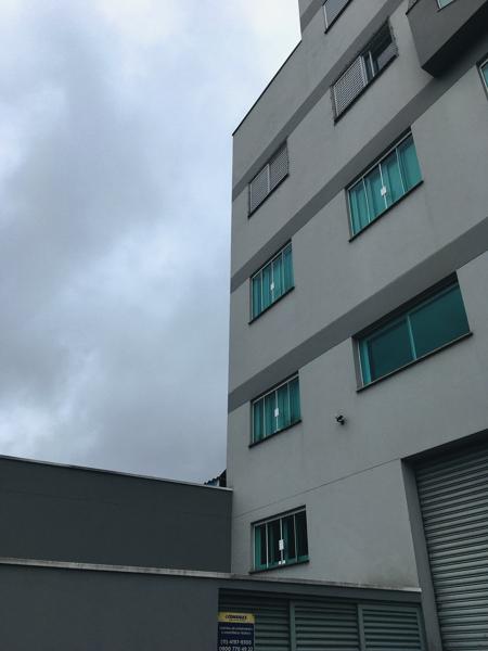 
          ""<br>
          November 09, 2024<br>
          iPhone SE (1st generation)<br>
          83/20 mm, f/11/5, 1/2849 s, ISO25
          