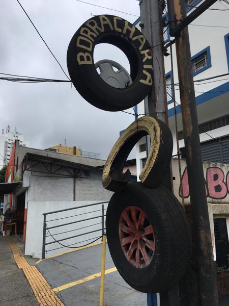 
          ""<br>
          November 09, 2024<br>
          iPhone SE (1st generation)<br>
          83/20 mm, f/11/5, 1/1748 s, ISO25
          