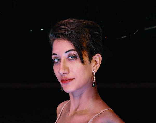 
          ""<br>
          January 01, 0001<br>
          <br>
           mm, f/,  s, ISO
          